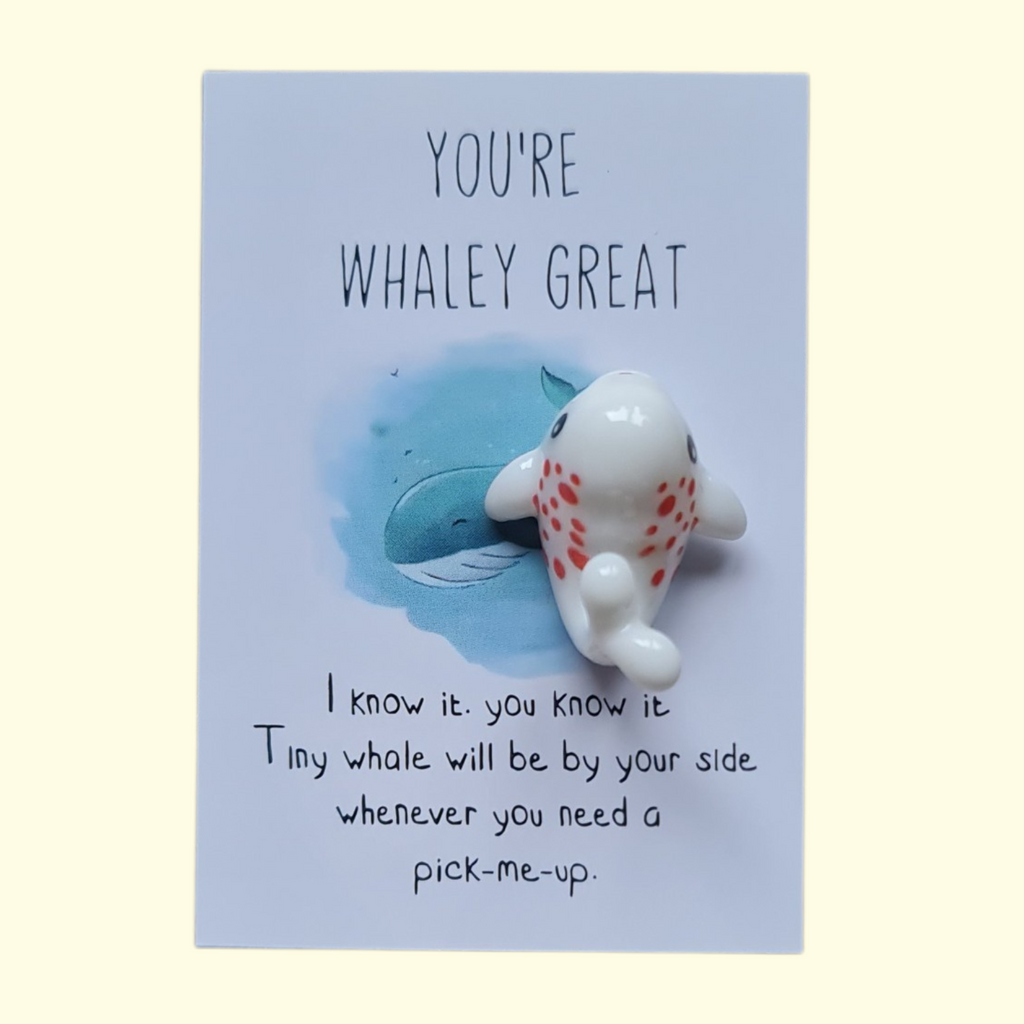 Whaley Great Whale Pocket Hug