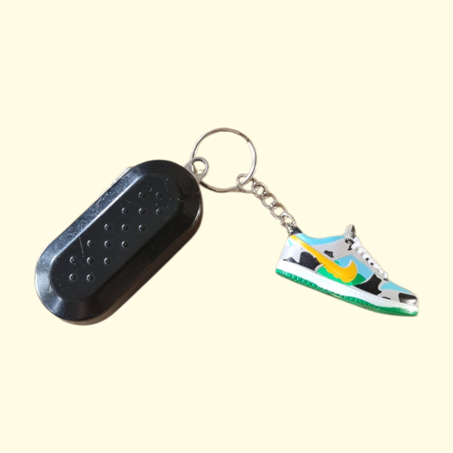 Dunk Trainer Keyring