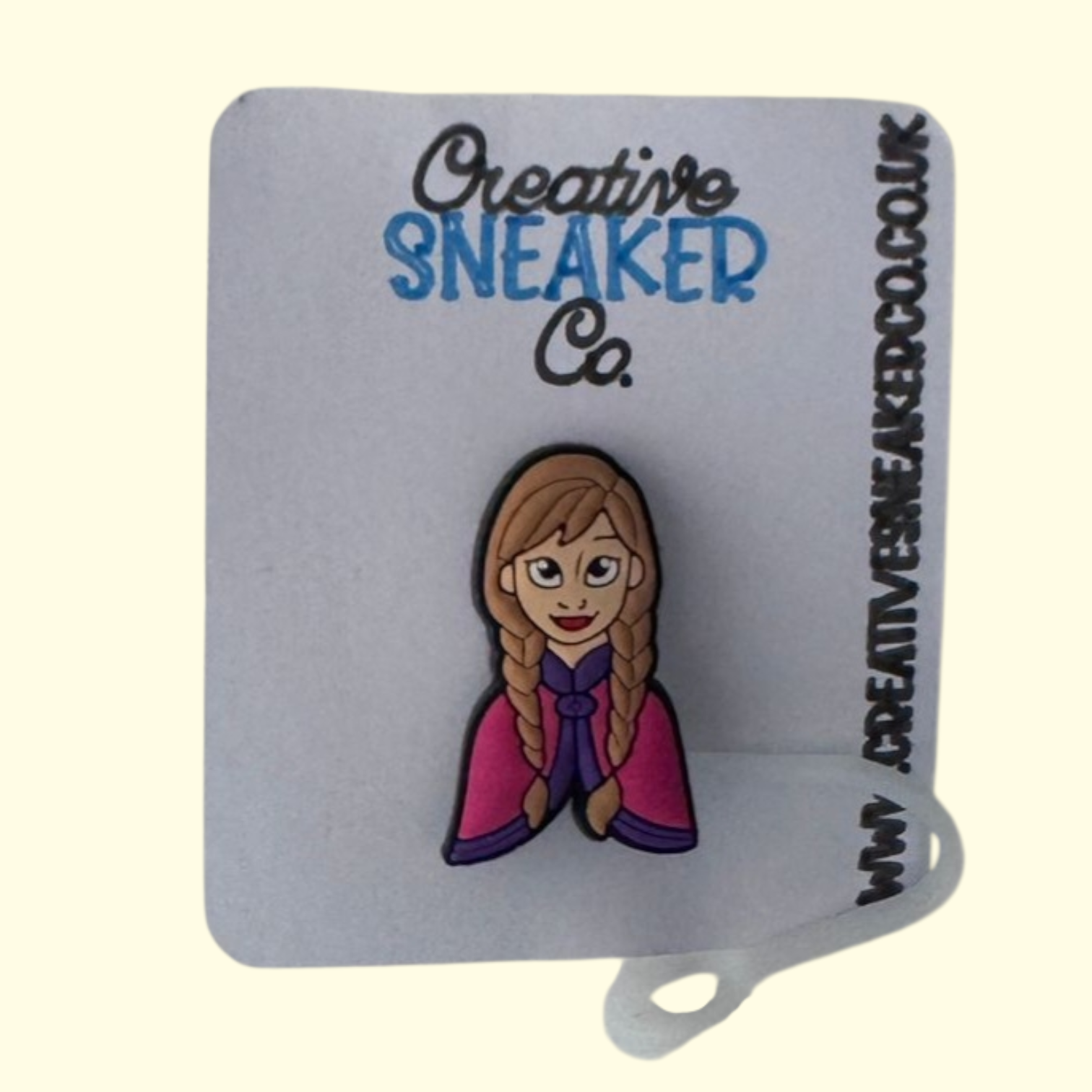 Princess Anna Straw Topper