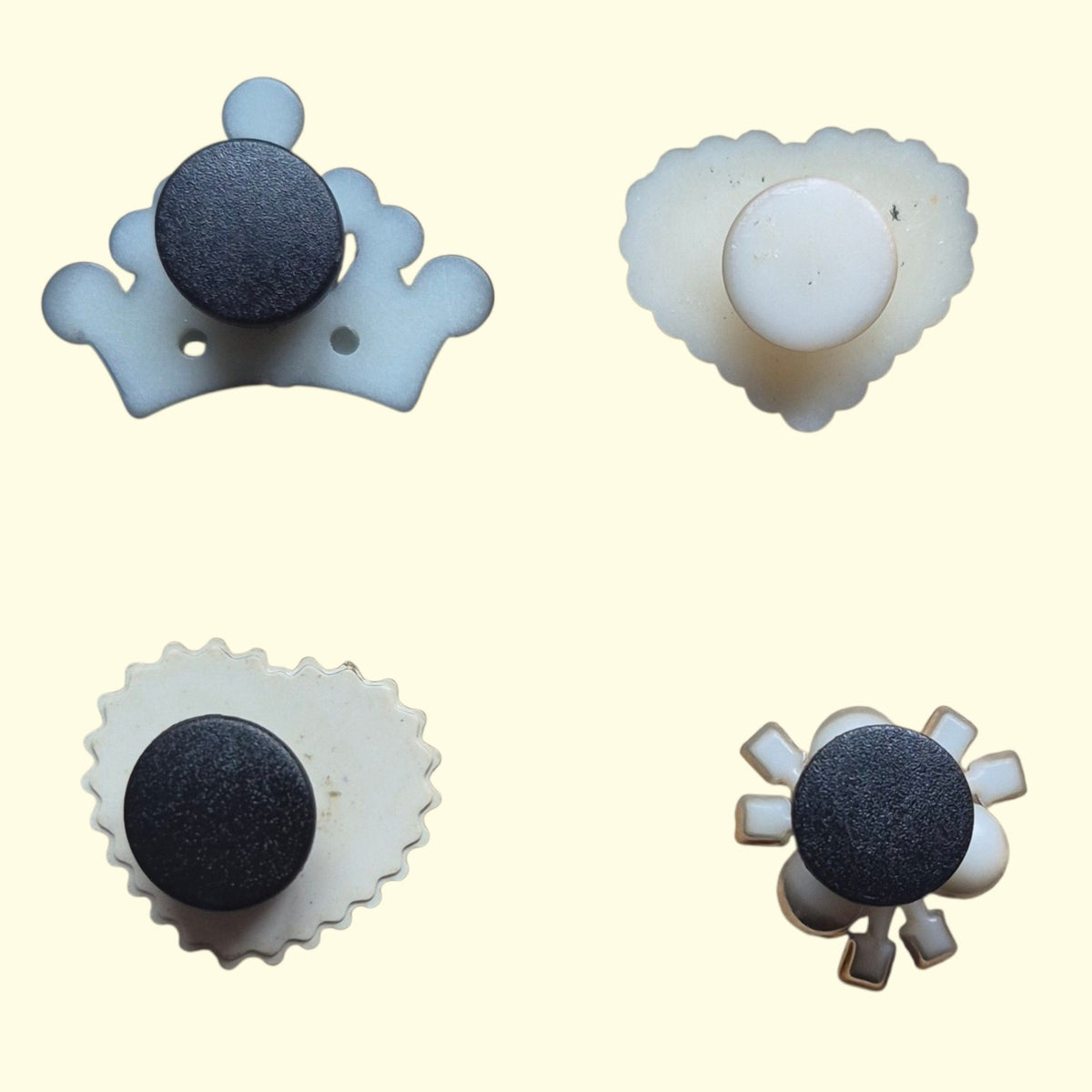 Gold Bling Tiara Crocs Charms x4