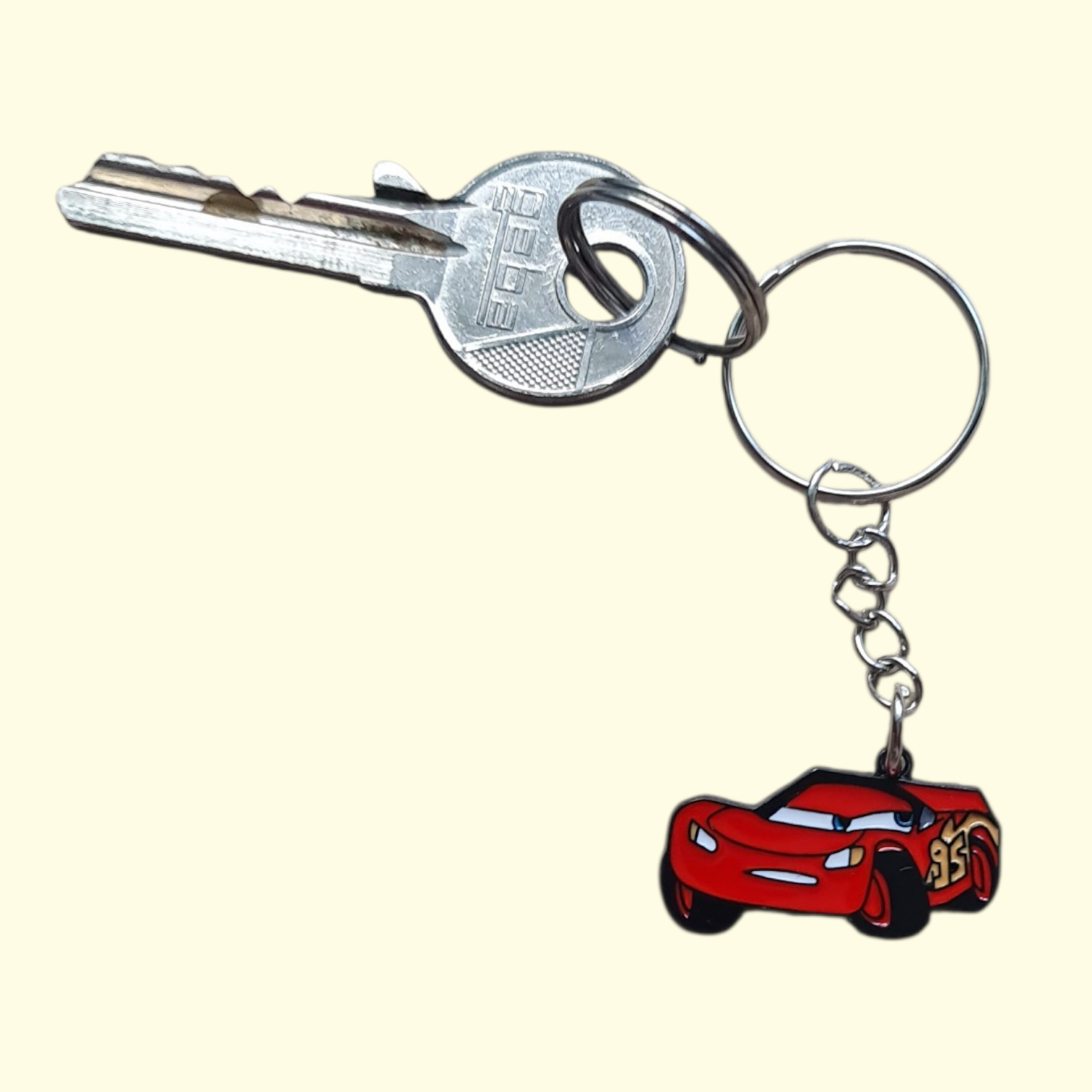 Cars Lightning McQueen Keyring