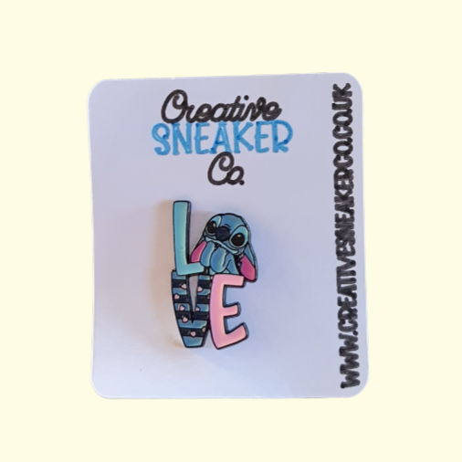 Stitch Love Pin Badge