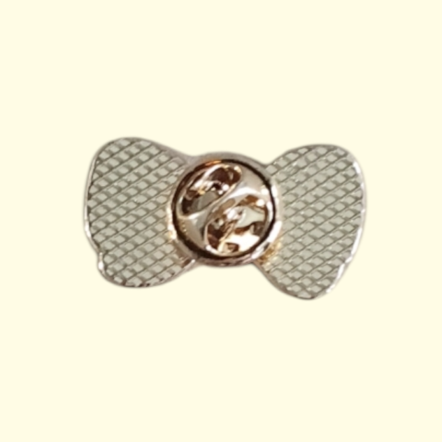 Bow Cream Pin Badge
